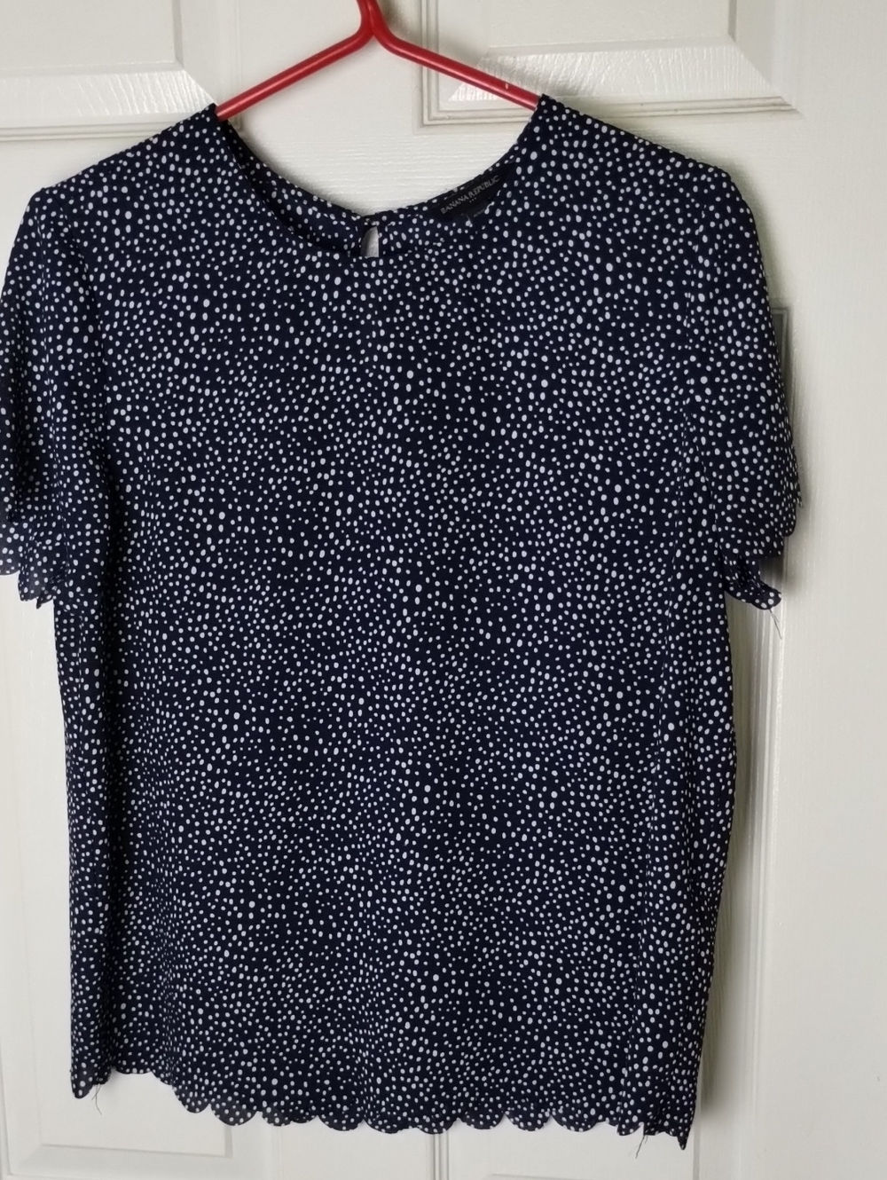 Banana Republic Navy and White Dot Short Sleeve Blouse M Petite